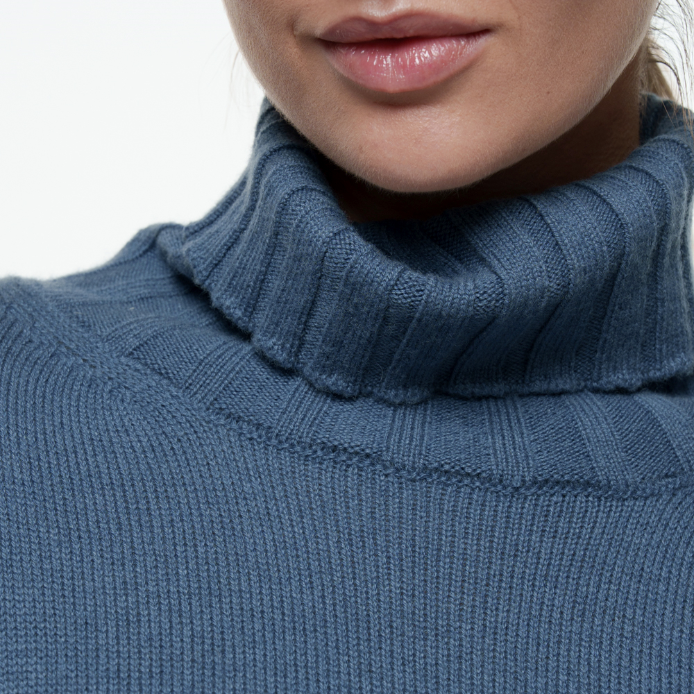 Свитер Biancalancia A25-255M-31