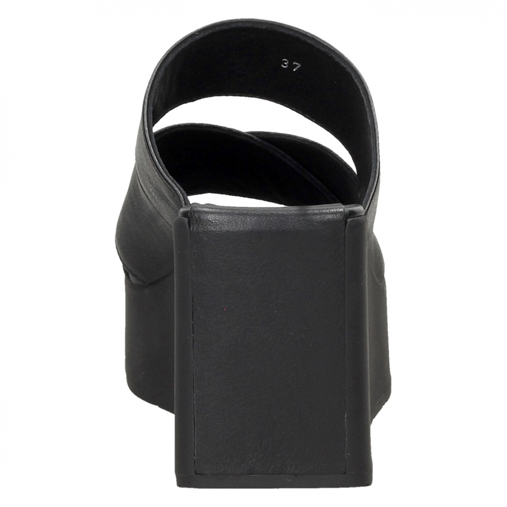 Сабо Vic Matie 5450-101чер