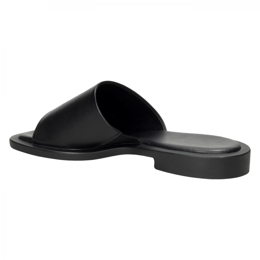 Шлепанцы DOMINO.SHOES 41106-3чер